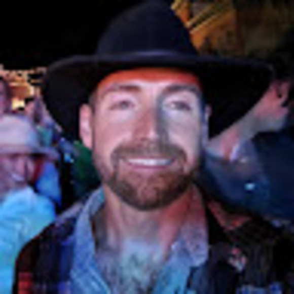 Meet your Posher, Jared - Picture 1 of 1